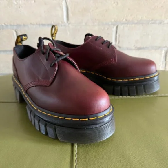 Dr. Martens Audrick 3i Brando oxford size US W 11 / USM 10 / EU 43 New in Box - Picture 1 of 12